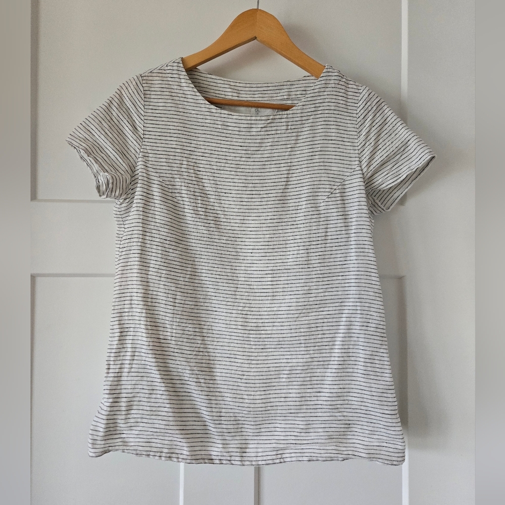 Not Perfect Linen Hamburg Top